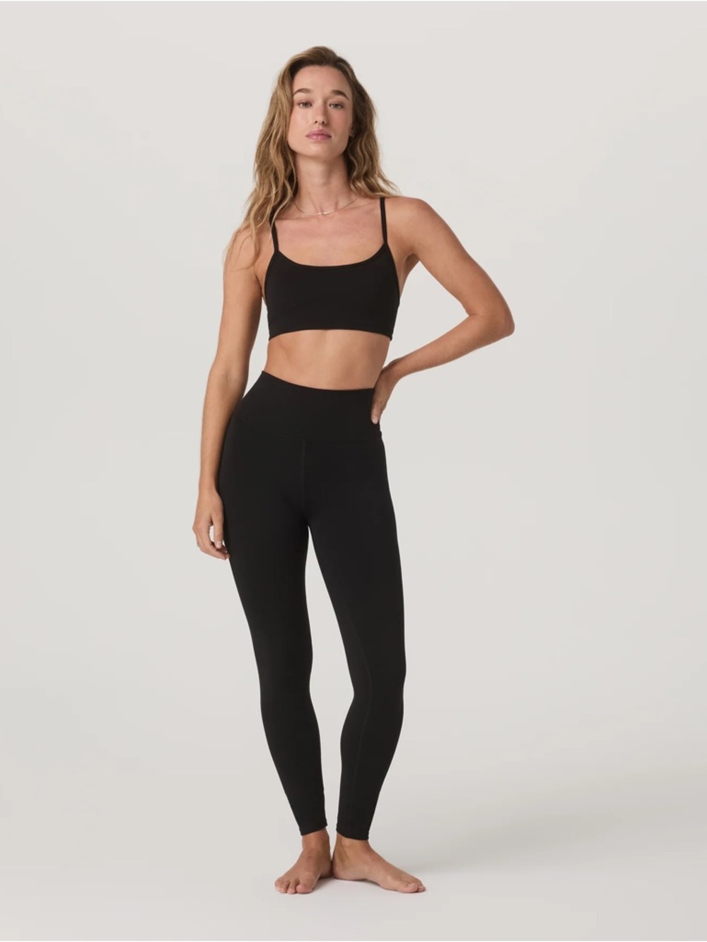 Vuori High-Waist Black Leggings set All the feels